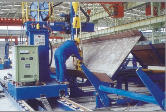 LHC 悬臂式埋弧焊接机